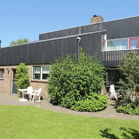 Beautiful Holiday Home In North Holland Near The Sea